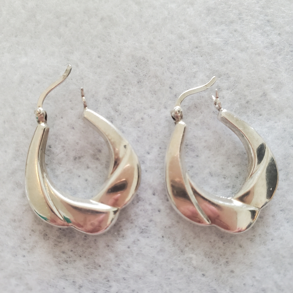 925 Silver Hoop Hinged Back  Earrings